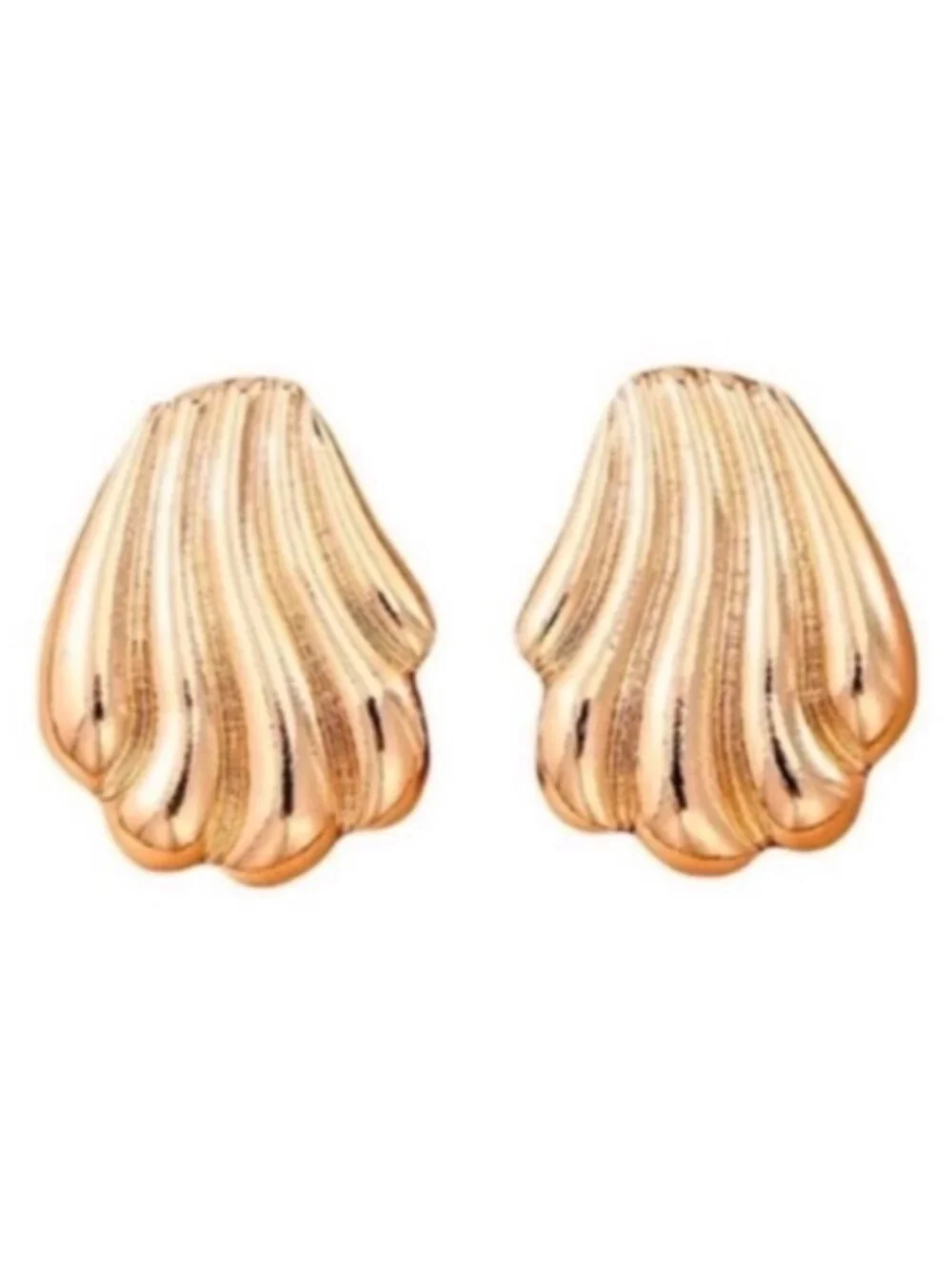 New! Coastal Chelsea Classic Minimalist Gold Clamshell Post Earrings (1061) NWOT